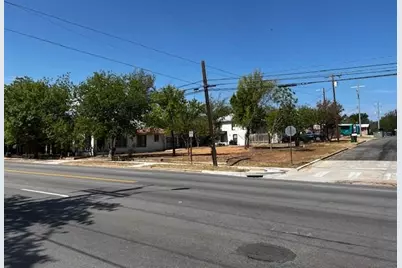 1103,1109,1111 S Ford St, Llano, TX 78643 - Photo 18