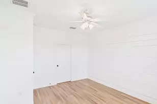 1705 Cherrywood Dr, Fredericksburg, TX 78624 - Photo 22
