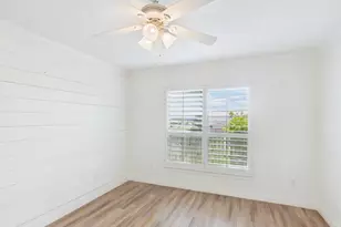 1705 Cherrywood Dr, Fredericksburg, TX 78624 - Photo 20
