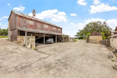 1251 Doebbler Rd, Fredericksburg, TX 78624 - Photo 54