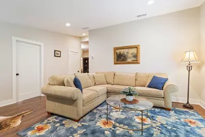 312 E College St, Fredericksburg, TX 78624 - Photo 18