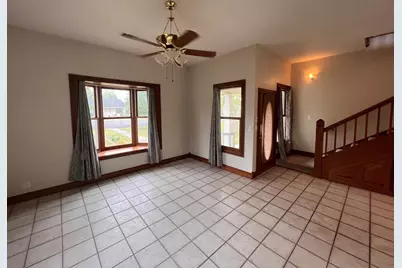 211 W Hackberry St, Fredericksburg, TX 78624 - Photo 6