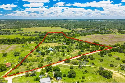 5545 Center Point Rd, Fredericksburg, TX 78624 - Photo 8