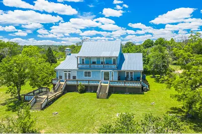 5545 Center Point Rd, Fredericksburg, TX 78624 - Photo 4