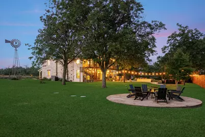 271 Smokehouse Rd, Fredericksburg, TX 78624 - Photo 2