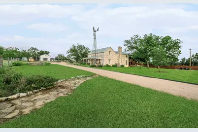 271 Smokehouse Rd, Fredericksburg, TX 78624 - Photo 88