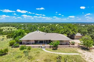 113 Indian Bluff Dr, Kerrville, TX 78028 - Photo 28