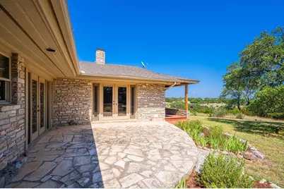 113 Indian Bluff Dr, Kerrville, TX 78028 - Photo 24