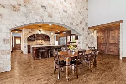 382 Breezy Hills Dr, Fredericksburg, TX 78624 - Photo 12