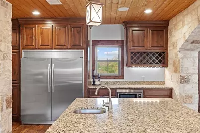 382 Breezy Hills Dr, Fredericksburg, TX 78624 - Photo 16