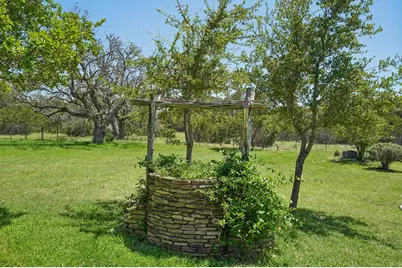 722 W Lacey Oak Pkwy, Harper, TX 78631 - Photo 68