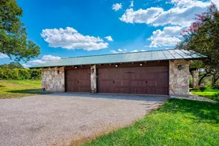 722 W Lacey Oak Pkwy, Kerrville, TX 78028 - Photo 56