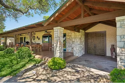 722 W Lacey Oak Pkwy, Harper, TX 78631 - Photo 6