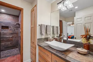 722 W Lacey Oak Pkwy, Kerrville, TX 78028 - Photo 46