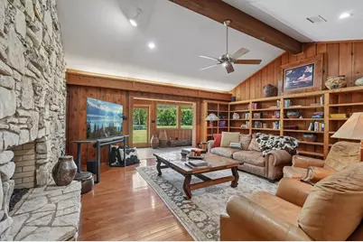 722 W Lacey Oak Pkwy, Harper, TX 78631 - Photo 10