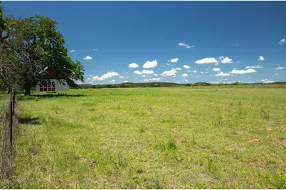 3 Baj Ln, Fredericksburg, TX 78624 - Photo 4