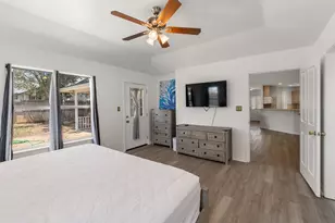 200 Red Oak Ln, Ingram, TX 78025 - Photo 10