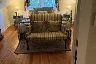 208 S Crockett St, Fredericksburg, TX 78624 - Photo 8