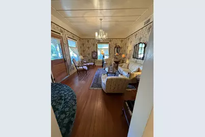 208 S Crockett St, Fredericksburg, TX 78624 - Photo 8