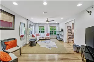516 W Austin St, Fredericksburg, TX 78624 - Photo 4