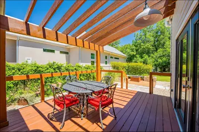 516 W Austin St, Fredericksburg, TX 78624 - Photo 22