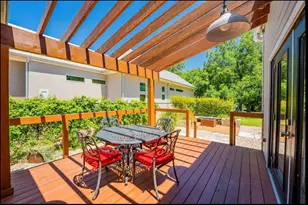 516 W Austin St, Fredericksburg, TX 78624 - Photo 22