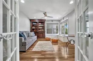 516 W Austin St, Fredericksburg, TX 78624 - Photo 6
