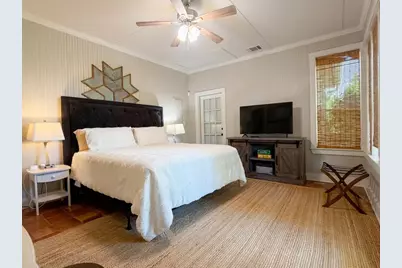 709 W Travis St, Fredericksburg, TX 78624 - Photo 24