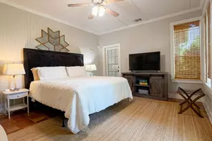 709 W Travis St, Fredericksburg, TX 78624 - Photo 24