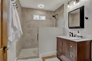 709 W Travis St, Fredericksburg, TX 78624 - Photo 18
