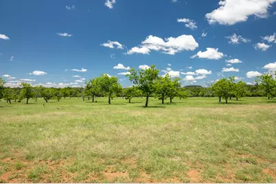 12 Baj Ln, Fredericksburg, TX 78624 - Photo 4