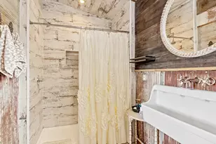 1447 Royal Oaks Loop, Fredericksburg, TX 78624 - Photo 62