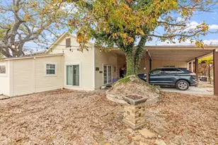 1447 Royal Oaks Loop, Fredericksburg, TX 78624 - Photo 20