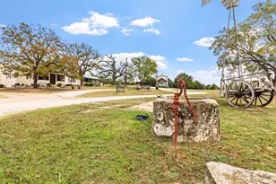 1447 Royal Oaks Loop, Fredericksburg, TX 78624 - Photo 92