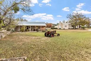 1447 Royal Oaks Loop, Fredericksburg, TX 78624 - Photo 96