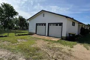 2078 Lower Crabapple Rd, Fredericksburg, TX 78624 - Photo 4