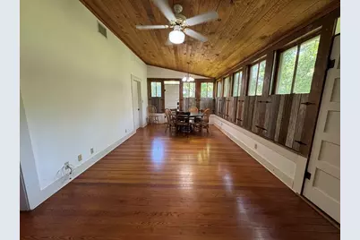 509 W Creek St, Fredericksburg, TX 78624 - Photo 22