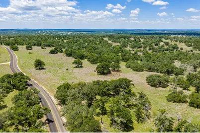 2100 Grape Creek Rd, Fredericksburg, TX 78624 - Photo 22