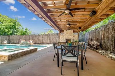 609 W Austin St, Fredericksburg, TX 78624 - Photo 42