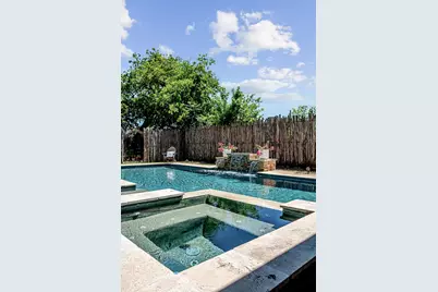 609 W Austin St, Fredericksburg, TX 78624 - Photo 38