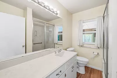 304 W Live Oak St, Fredericksburg, TX 78624 - Photo 10
