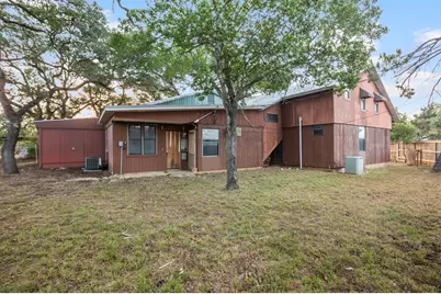 604 N Cherry St, Fredericksburg, TX 78624 - Photo 16