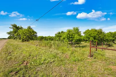 179 Woodland Dr, Fredericksburg, TX 78624 - Photo 6