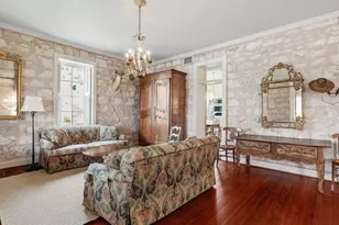 209 W San Antonio St, Fredericksburg, TX 78624 - Photo 10