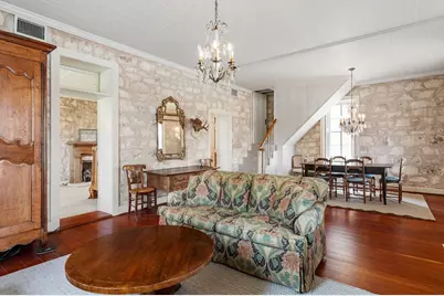 209 W San Antonio St, Fredericksburg, TX 78624 - Photo 10