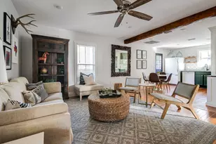 212 W Peach St, Fredericksburg, TX 78624 - Photo 2