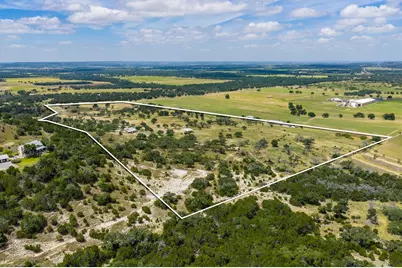 6334 E Ranch Rd 1631, Fredericksburg, TX 78624 - Photo 2