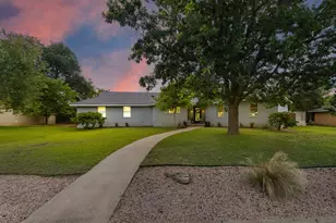 1003 Ave A, Fredericksburg, TX 78624 - Photo 1
