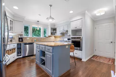 1003 Avenue A, Fredericksburg, TX 78624 - Photo 6