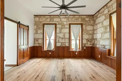 1461 S US Hwy 87, Fredericksburg, TX 78624 - Photo 18